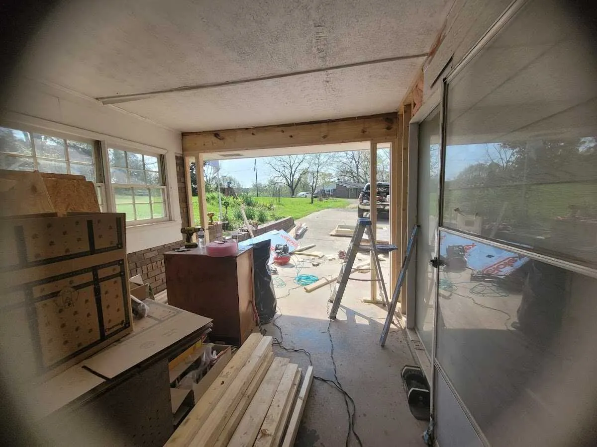 Air movers and dehumidifier for Water Mitigation Services in Locust Grove